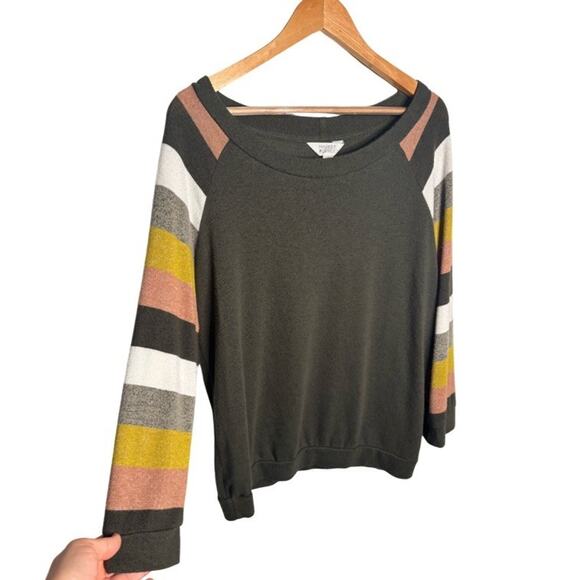 Market & Spruce Sweater Striped Sleeves Size XL Olive Green Round Neck - Picture 2 of 6